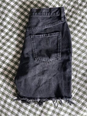 Black Frayed Hem Denim Skirt